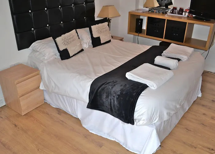 The Wrens Leeds (West Yorkshire)