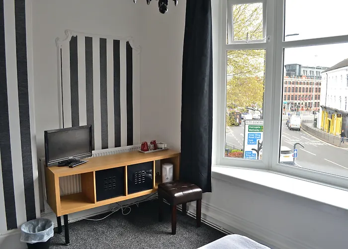 The Wrens Мініготель